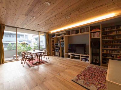 「H2DO一級建築士事務所」のマンションリノベーション事例「可動式の家具と壁を使ったフレキシブルプラン。ときめく素材に囲まれたマンションリノベ」