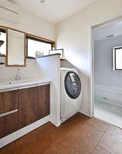 戸建リノベーション　スタイル工房　洗面室　洗濯機置き場