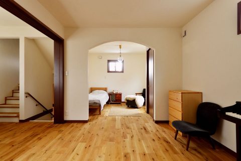 戸建リノベーション　夢工房　寝室　フリースペース　自然素材