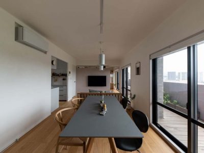 「エキップ(equip)」のマンションリノベーション事例「視線を通して広さを最大限に感じる家。4つの掃き出し窓を活かしたマンションリノベーション」