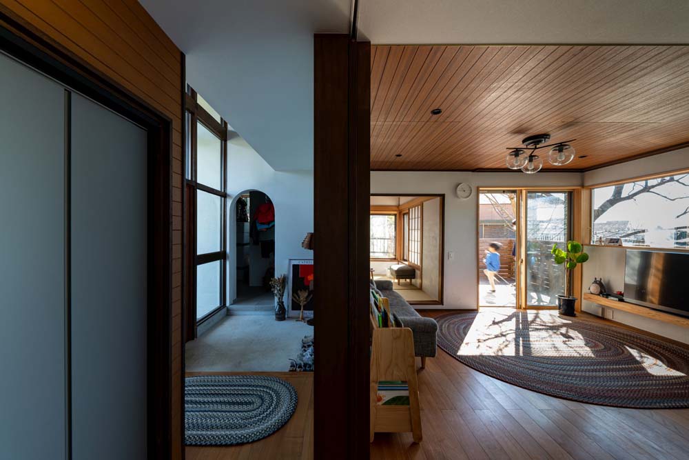 リノベーション事例「木造住宅の佇まいに魅了され、今の暮らしに合わせて再生。断熱化したオープンな空間にリノベーション」