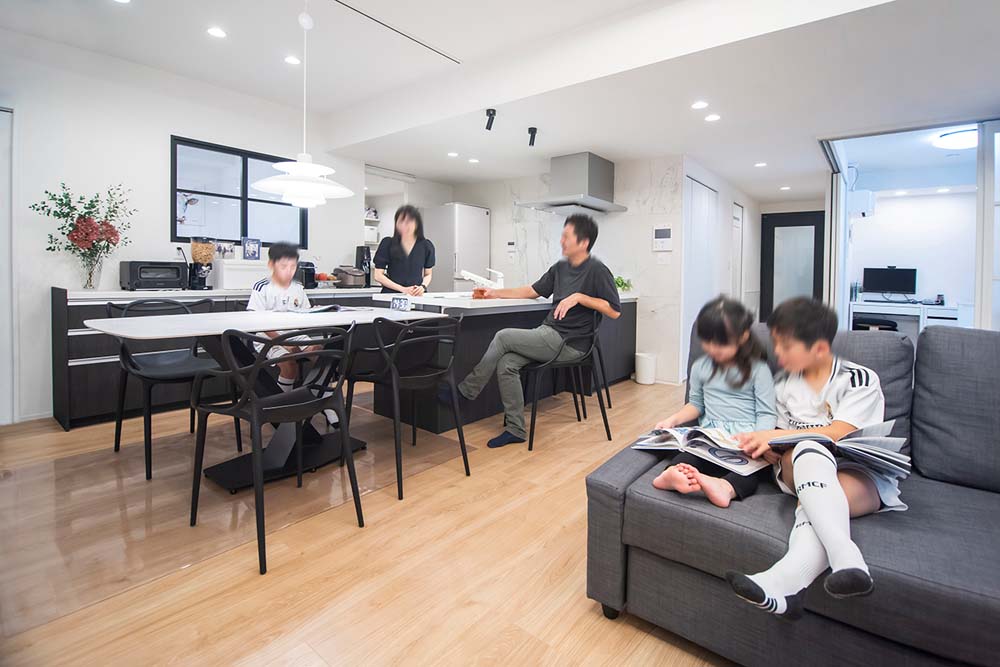 リノベーション事例「LDKを経由して子ども部屋に向かうプランに。リノベーションを選択肢に入れたことで理想の住まいを実現」