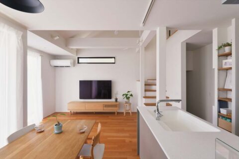 戸建リノベーション　スタイル工房　LDK　オーク三層フローリング　耐震性