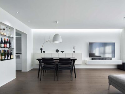 「アートリフォーム」のリノベーション事例「インテリアから照明計画まで施主がこだわり抜いた美しい住まい。モノトーンでまとめたマンションリノベ」