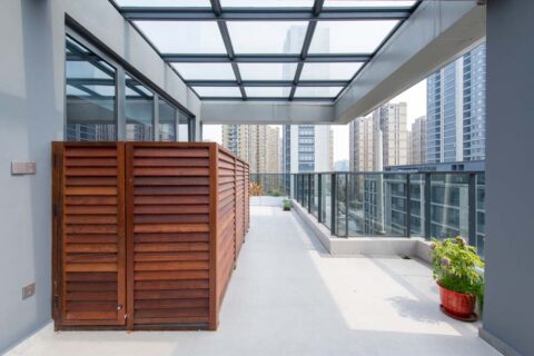 マンションリノベーション、H2DO一級建築士事務所、ルーフバルコニー、ルーバーフェンス、屋上