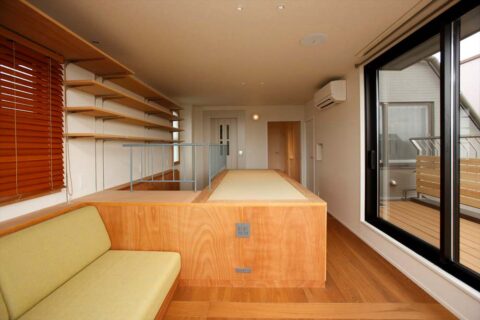戸建てリノベーション、水工房、セカンドリビング、ウッドデッキ、オープン棚