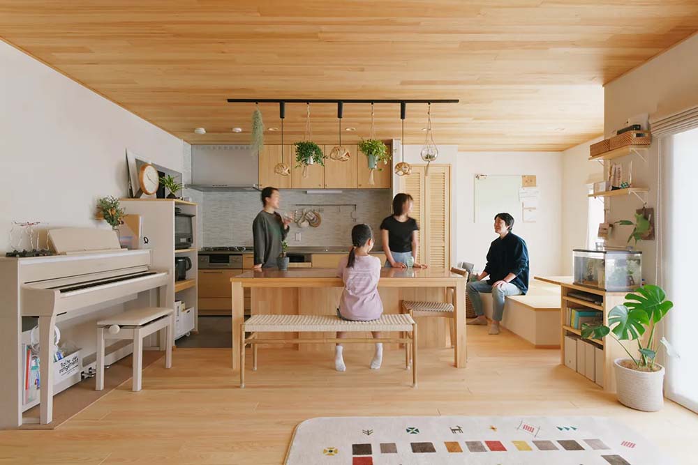 リノベーション事例「自然素材が心地よい住まい。フリールームと回遊動線がくらしにフィットするフルリノベーション」