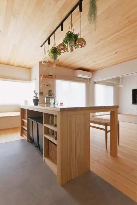 マンションリノベーション、夢工房、オープン収納、ゴミ箱置き場、ダイニングテーブル