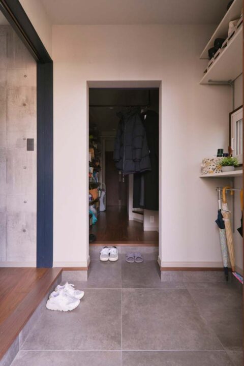 戸建てリノベーション、entrie(エントリエ)、玄関土間、土間収納、2方向動線