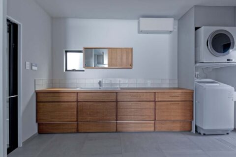 戸建てリノベーション、GLADDEN(グラデン)、造作洗面台、ユーティリティ、ランドリースペース