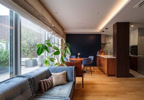マンションリノベーション、スタイル イズ スティル リビング、間接照明、ワイドスパン、アクセントウォール