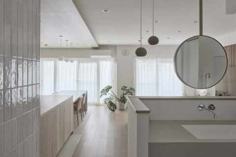 マンションリノベーション、KULABO(クラボ)、オープン洗面台、壁出し水栓、吊り下げミラー