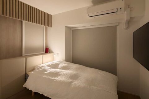 マンションリノベーション、KULABO(クラボ)、ルーバー、背もたれクッション、アクセントウォール