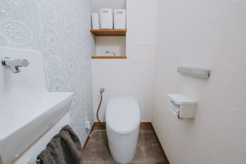 マンションリノベーション、湘南リフォーム、デオライト、北欧風、トイレ手洗い器