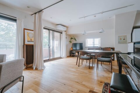 マンションリノベーション、湘南リフォーム、無垢フローリング、自然素材、塗り壁