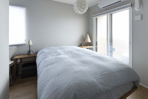 マンションリノベーション、Renomama(リノまま)、寝室、ダブルベッド、北欧雑貨