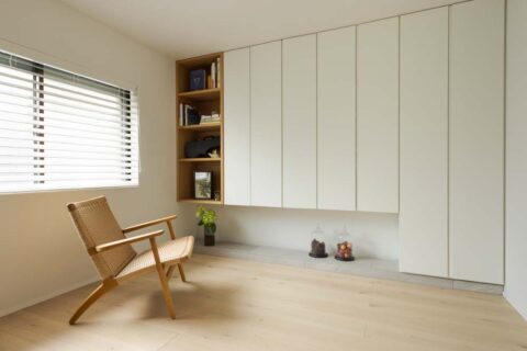 戸建てリノベーション、+Marchitects(プラスエム・アーキテクツ)、造作収納、壁付け収納、シンプル