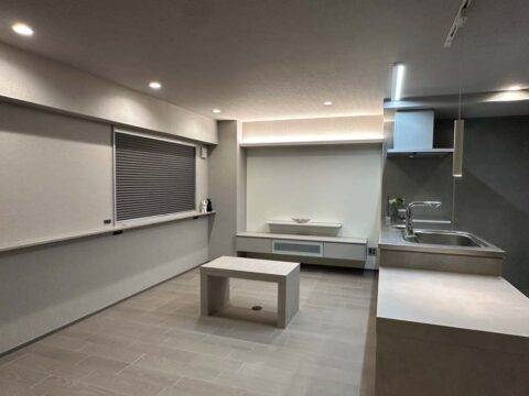 マンションリノベーション、リノベーション東京、造作家具、ダウンライト、グレー