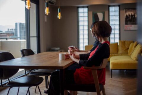 マンションリノベーション、アートリフォーム、ダイニング、ペンダント照明、バルコニー