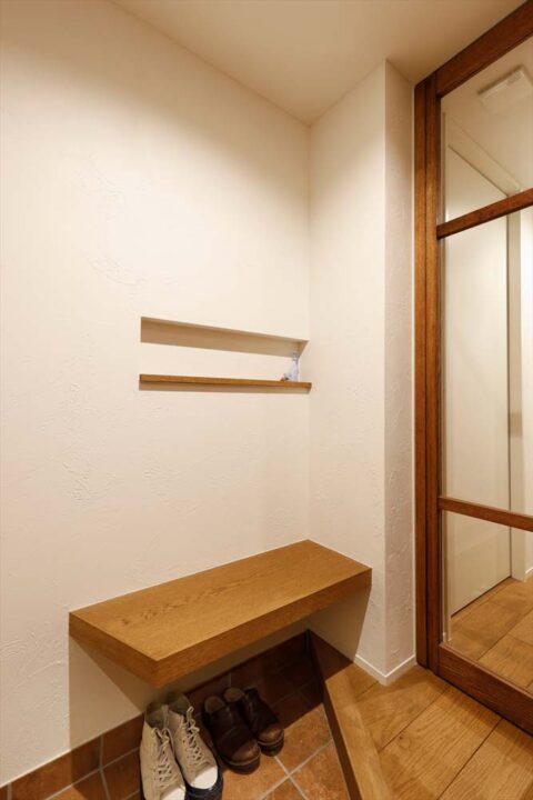 マンションリノベーション スタイル工房 玄関 ベンチ ニッチ