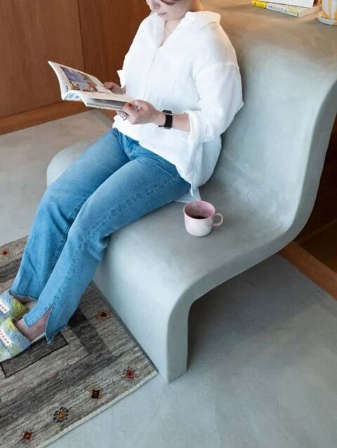 マンションリノベーション、ゼロリノベ、ベンチ、一体成形、カフェ風