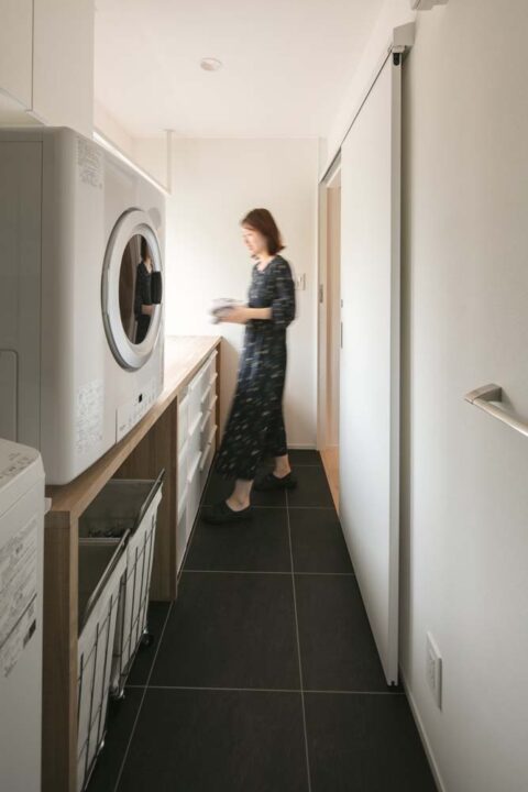 戸建てリノベーション、住工房、ランドリールーム、洗濯動線、脱衣室