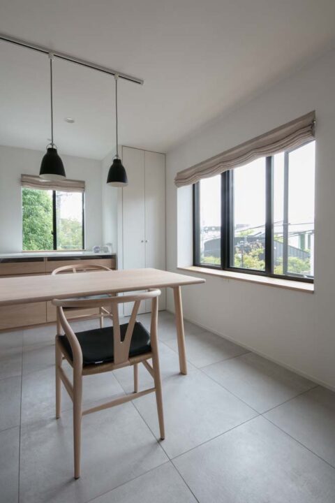 戸建てリノベーション、住工房、ペンダント照明、フリッツハンセン、カラヴァッジオ