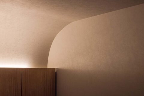 マンションリノベーション、ハコリノベ、アール天井、間接照明、塗装壁