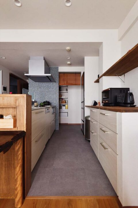 マンションリノベーション　スタイル工房　キッチン　パントリー