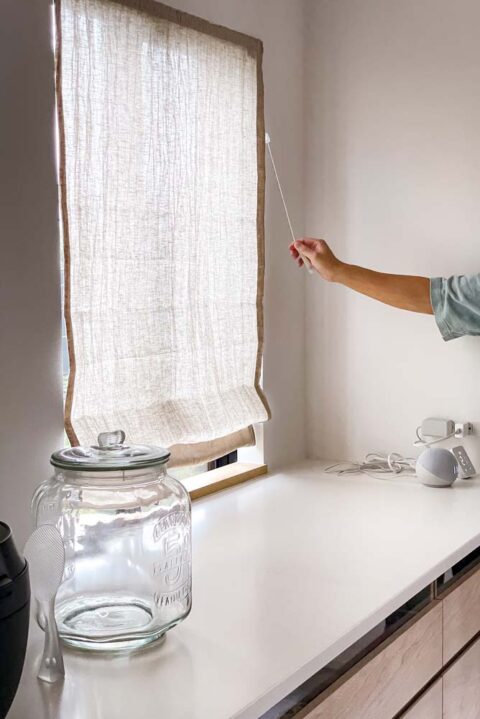 戸建てリノベーション、住工房、麻、シェード、白いカウンター