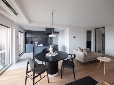 「CLOCK(クロック)」のマンションリノベーション事例「梁や柱を空間に溶け込ませたノイズレスな住まい。自然光に安らぐ回遊式リノベプラン」