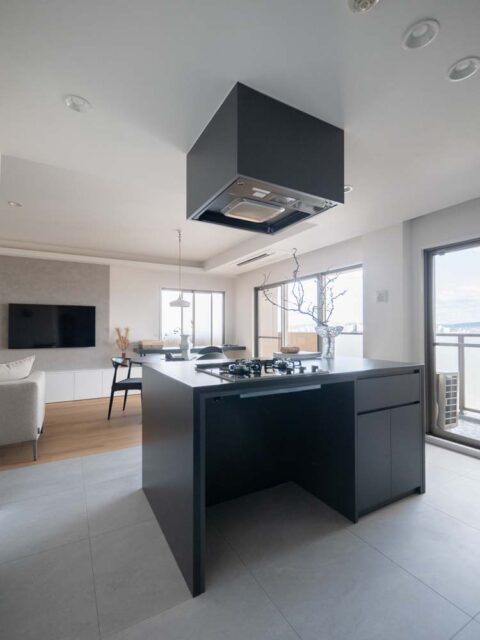 マンションリノベーション、CLOCK(クロック)、II型キッチン、アイランドキッチン、回遊動線