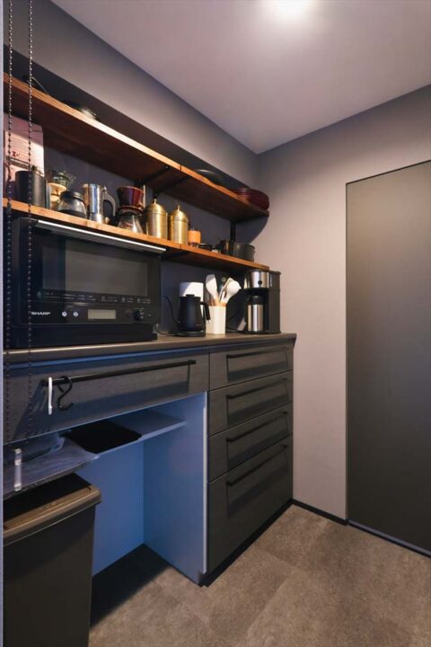 スタイル工房　マンションリノベーション　パントリー　カップボード