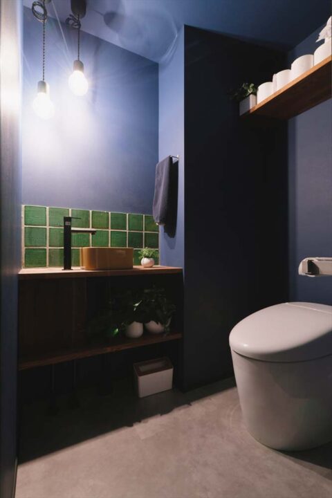 スタイル工房　マンションリノベーション　トイレ　手洗いカウンター　タイル