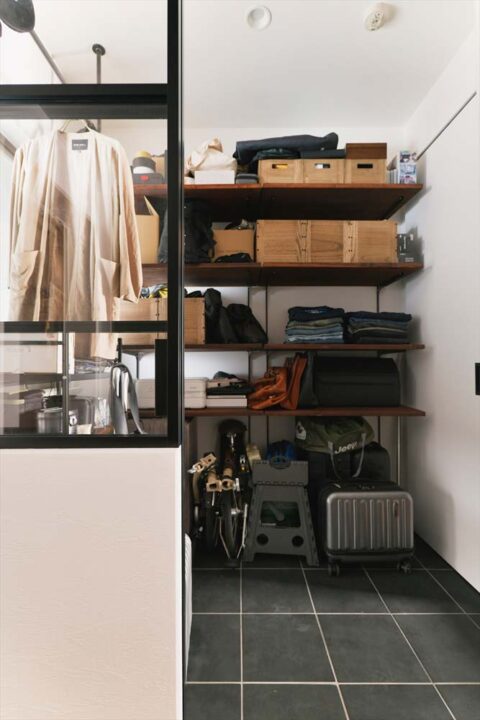 スタイル工房　マンションリノベーション　土間収納　室内窓