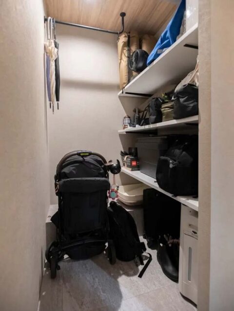 マンションリノベーション、ゼロリノベ、玄関収納、オープン収納、ベビーカー