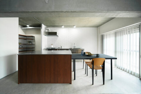 マンションリノベーション、株式会社Standard、キッチン作業台、ステンレスカウンター、コンクリート