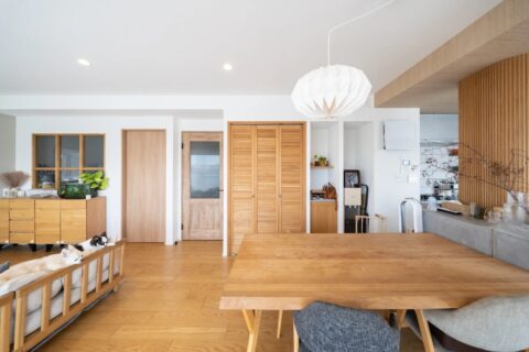 マンションリノベーション、株式会社Standard、ルーバー扉、ガラス入りドア、リブパネル