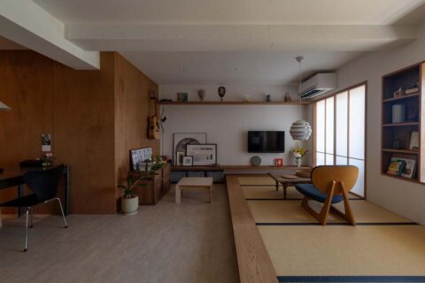 マンションリノベーション、nu(エヌ・ユー)リノベーション、板壁、壁掛けテレビ、飾り棚
