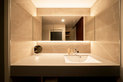 マンションリノベーション、株式会社Standard、洗面室、間接照明、ホテルライク