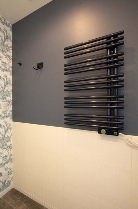 マンションリノベーション、アレックス、タオルウォーマー、マグネットボード、洗面収納