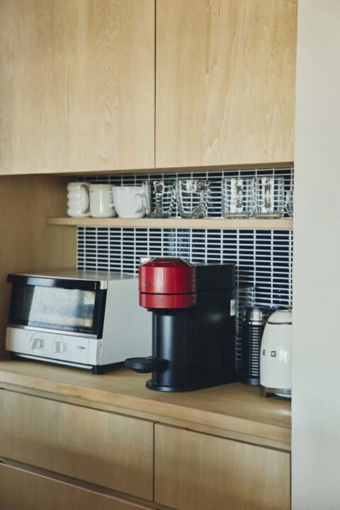 マンションリノベーション、SHUKEN Re(シュウケンアールイー)、カップボード、造作家具、タイル壁