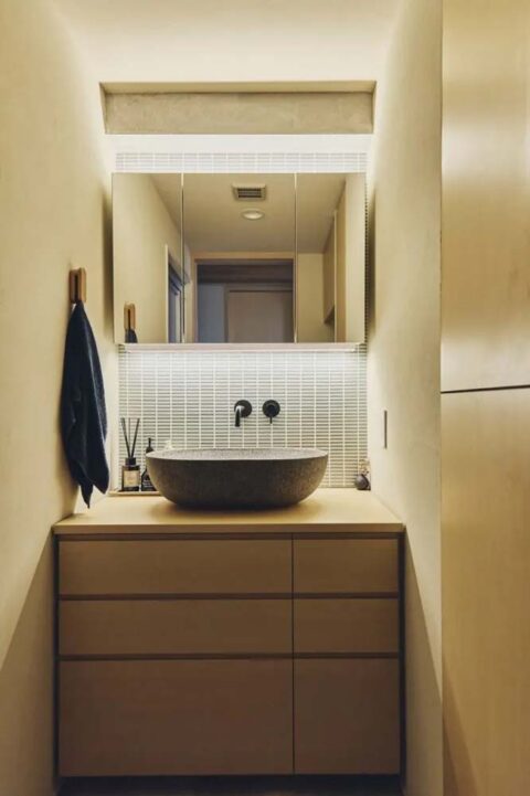 マンションリノベーション、SHUKEN Re(シュウケンアールイー)、タイル壁、ベッセル式、間接照明