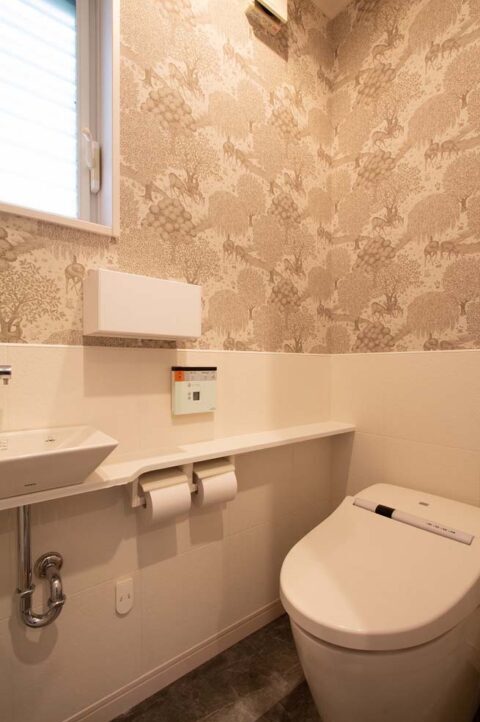 マンションリノベーション、アレックス、ウィリアム・モリス、エコカラット、トイレ手洗い