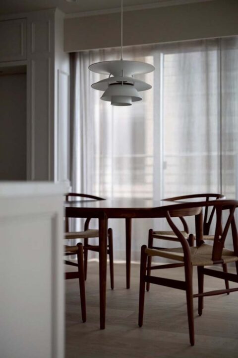 マンションリノベーション、FILE(ファイル)、ダイニング、Yチェア、丸テーブル