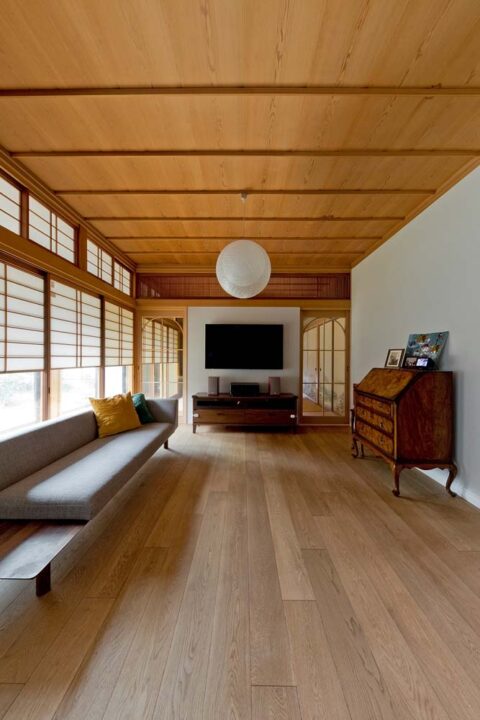 戸建てリノベーション、GLADDEN(グラデン)、床座リビング、障子、和紙シェード