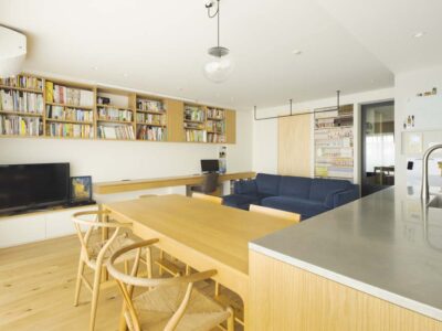 「+Marchitects(プラスエム・アーキテクツ)」の「動線＆収納に配慮したリノベで家事効率がアップ。家族の時間を楽しめる住まいに」