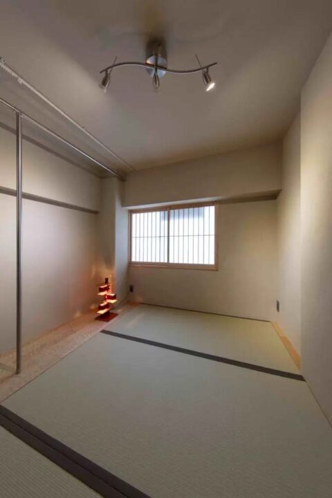 マンションリノベーション、たすかけ 吉祥寺ラボ、寝室、小上がり、オープンクローゼット