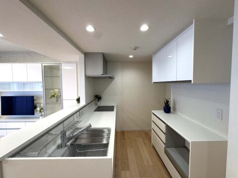 マンションリノベーション、リノベーション東京、I型キッチン、吊り戸なし、トクラス