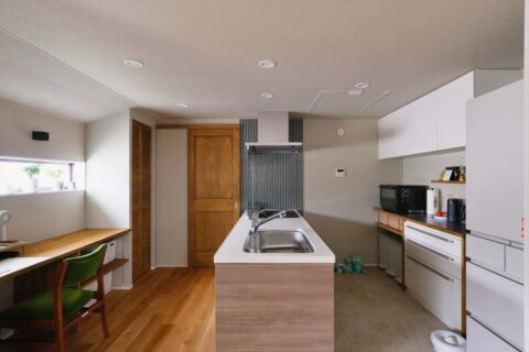 戸建リノベーション、スタイル工房、キッチン、フロアタイル